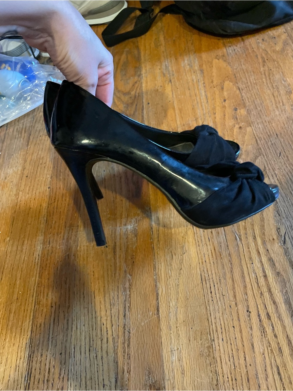 Fioni Black Peep-Toe High Heel Pumps with Knot Detail